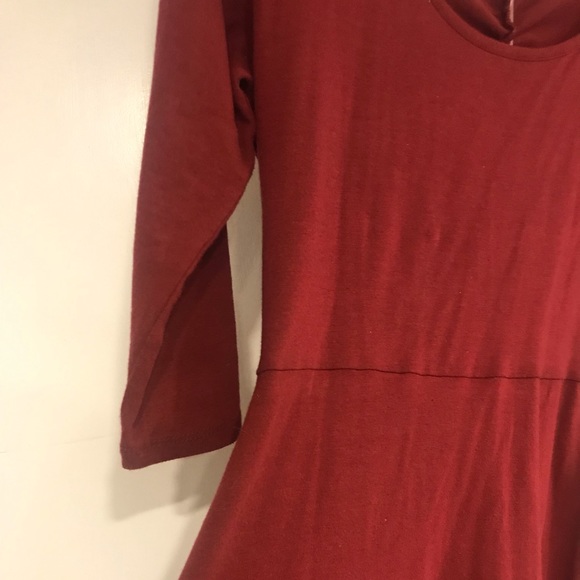 Key-hole Backed Dress - Picture 3 of 7